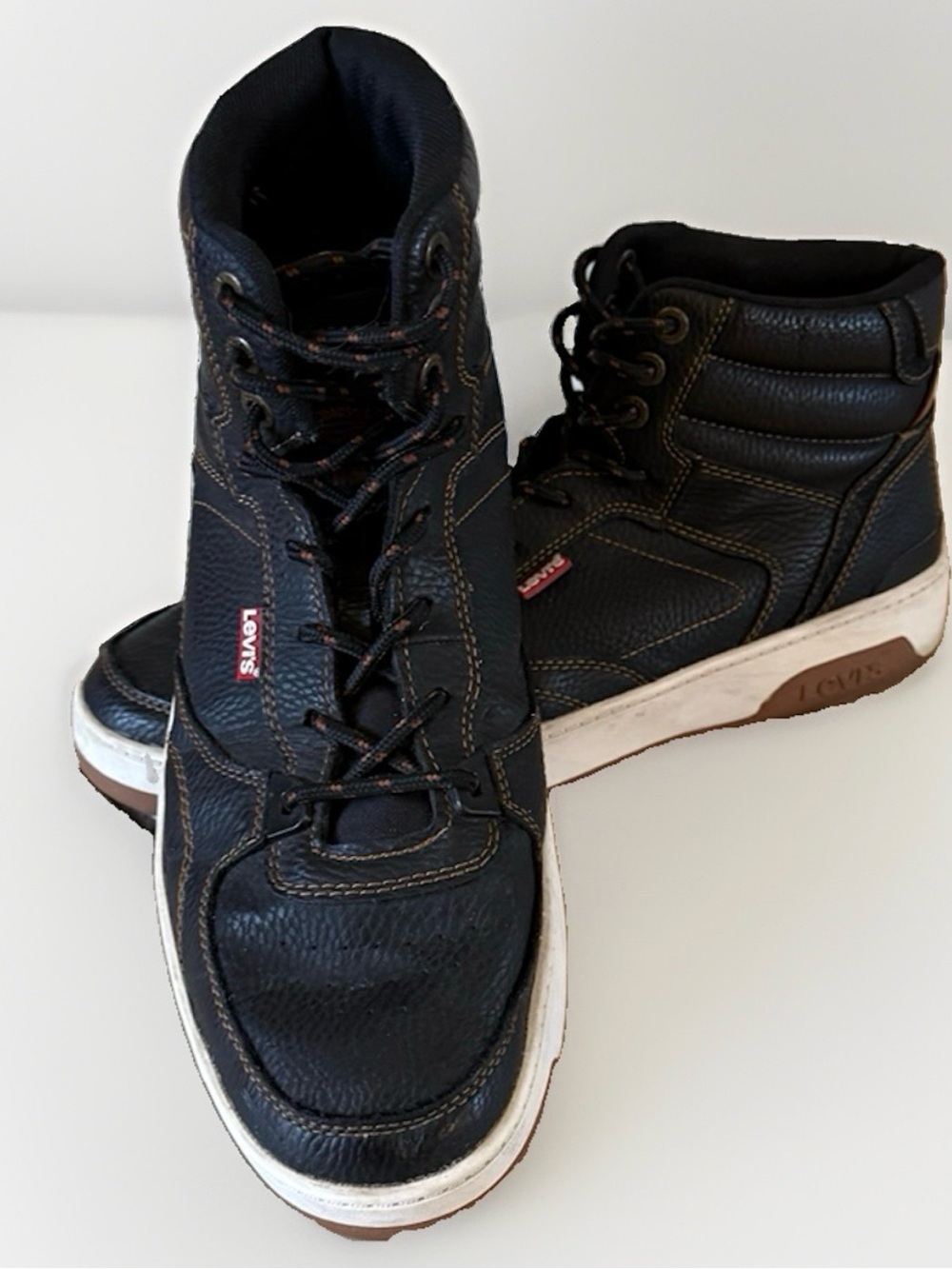 Levi’s Black High Top Sneakers Men’s Size 12